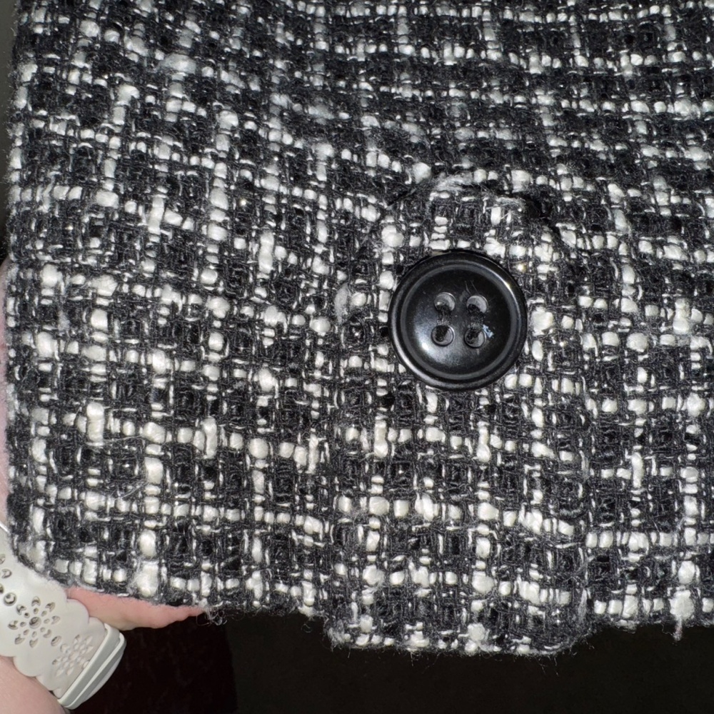 Tahari tweed jacket - Picture 2 of 4